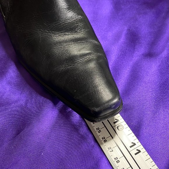 ๐ Stuart Weitzman Calf Pumps with elastic Part - Picture 9 of 16